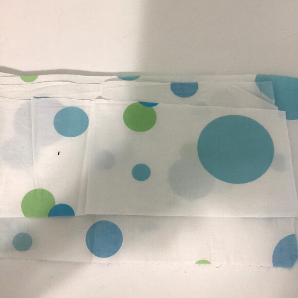 Big Bundle of Cotton Fabric Scraps White Material With Big Circles Multicolored - Picture 8 of 10